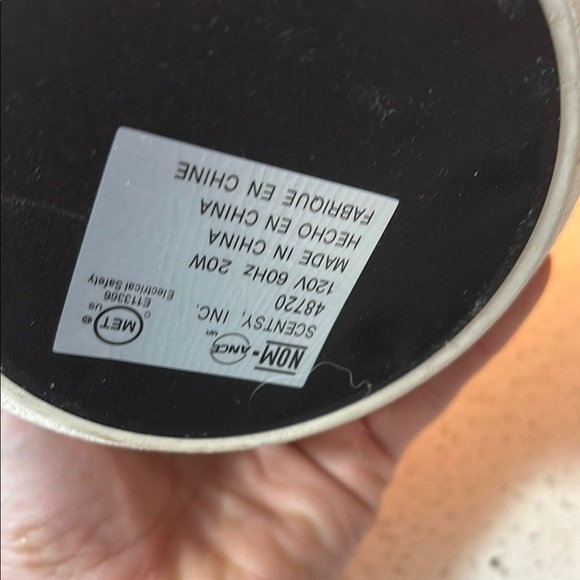 Scentsy Love Your Journey Ceramic Candle warmer - Picture 3 of 4